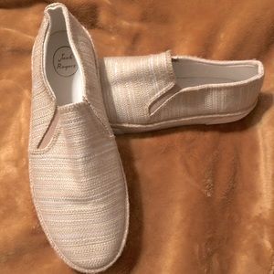 Jack Rogers Womens’ slip on canvas shoes (9.5)